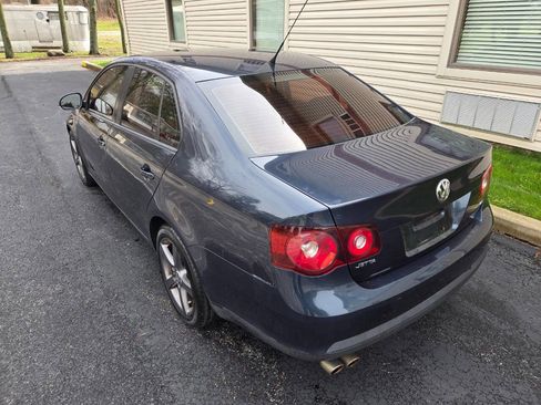 Used 2009 Volkswagen Jetta S image 6