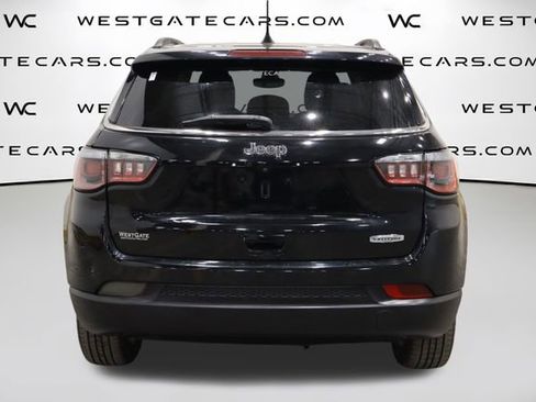 Used 2018 Jeep Compass Latitude w/ Popular Equipment Group image 7