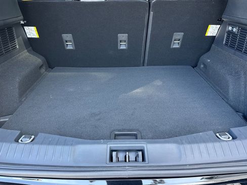 Used 2025 Ford Mustang Mach-E Premium w/ Sport Appearance Package image 15