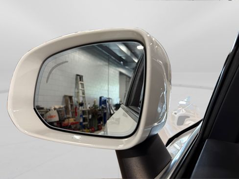 Used 2021 Volvo XC90 T5 Momentum w/ Advanced Package AWD/4WD image 14