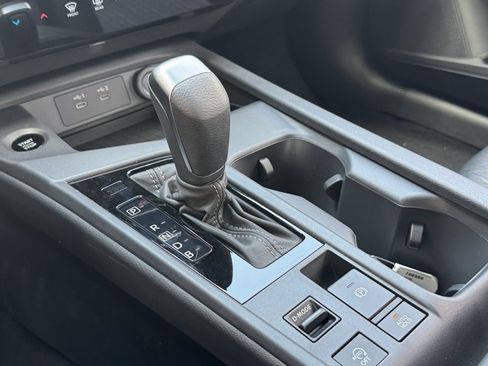 New 2026 Nissan Sentra SV w/ Floor Mat Package FWD image 15