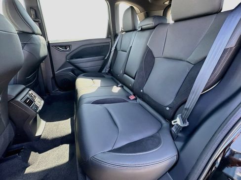New 2026 Subaru Forester Touring AWD/4WD image 31