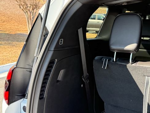 New 2026 Chrysler Pacifica Select w/ S Appearance Package image 33