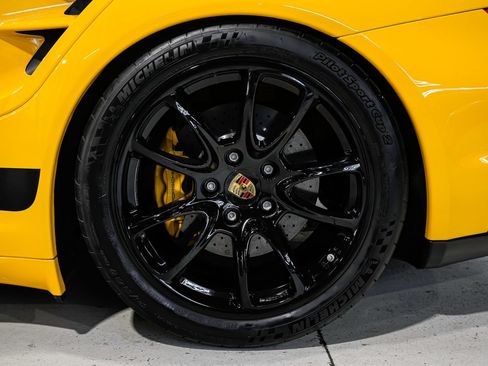 Used 2008 Porsche 911 GT2 RWD image 41