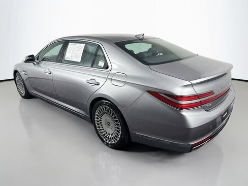 Used 2020 Genesis G90 3.3T Premium RWD image 7