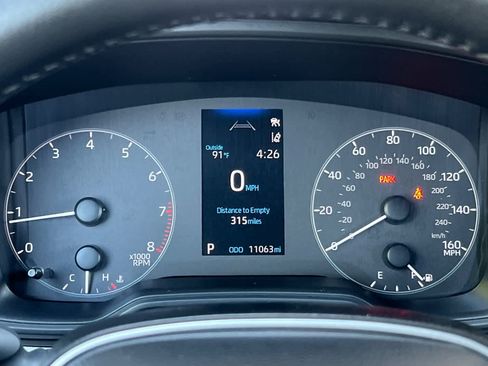 Certified 2025 Toyota Corolla SE w/ Convenience Package FWD image 26