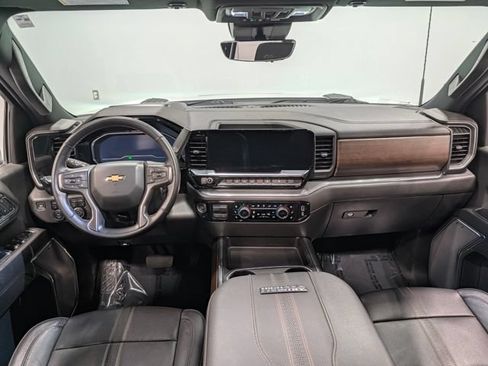 Used 2024 Chevrolet Silverado 2500 High Country w/ Technology Package AWD/4WD image 31