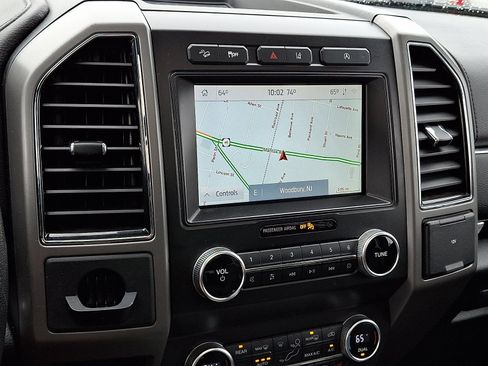 Certified 2020 Ford Expedition XLT w/ Equipment Group 202A AWD/4WD image 17