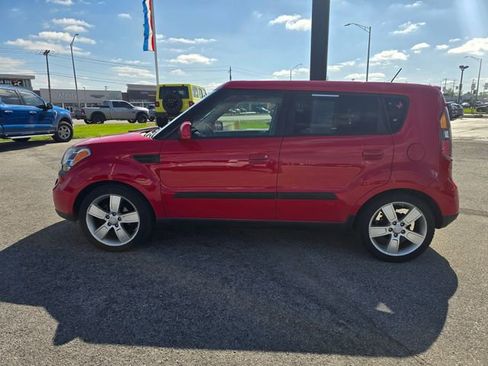 Used 2010 Kia Soul Sport FWD image 6