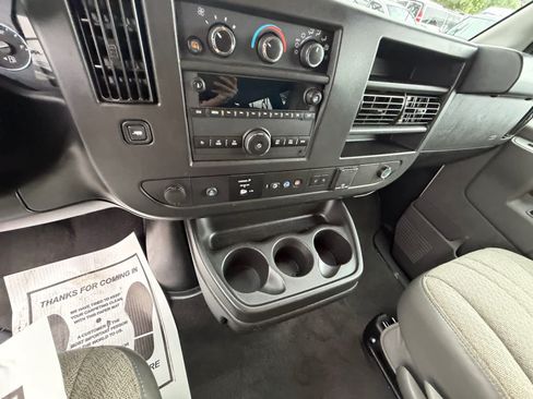 Used 2024 Chevrolet Express 3500 LT w/ LT Preferred Equipment Group RWD image 17