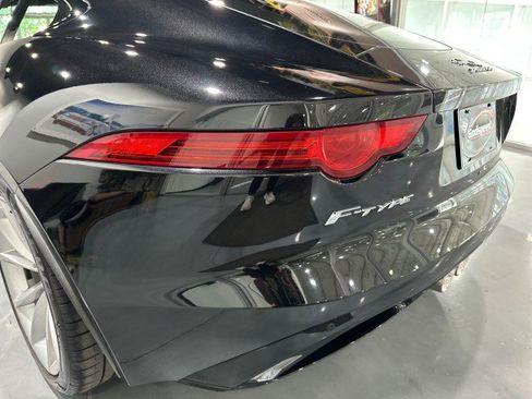 Used 2017 Jaguar F-TYPE S RWD image 37