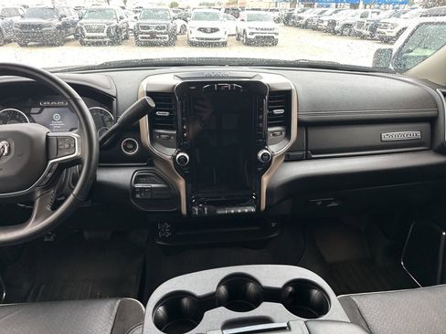 Used 2024 RAM 2500 Laramie AWD/4WD image 10