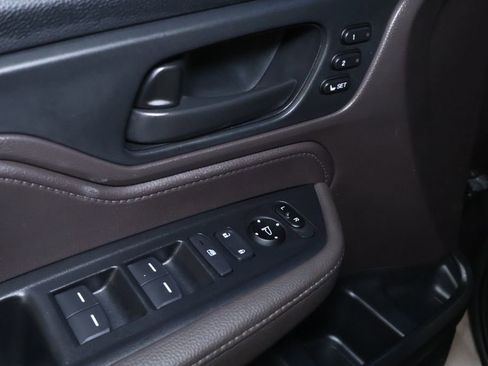 Used 2019 Honda Odyssey EX-L image 13