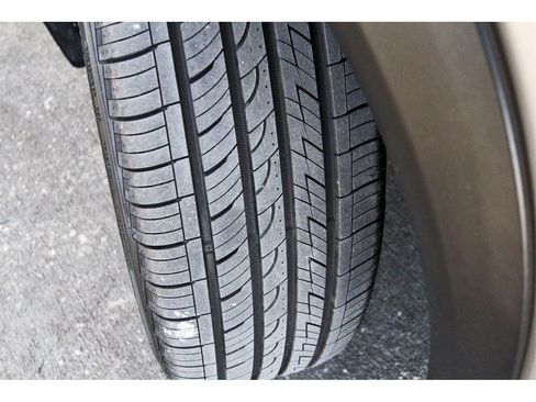 Certified 2023 Nissan Rogue SL w/ SL Premium Package image 29