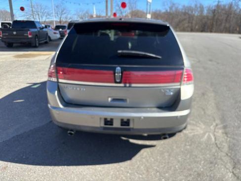 Used 2008 Lincoln MKX AWD image 6
