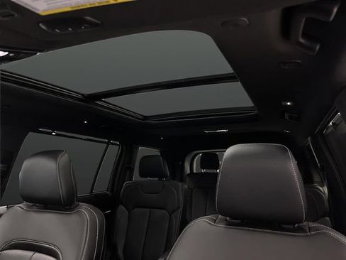 New 2025 Jeep Grand Cherokee L Limited w/ Luxury Tech Group II image 7