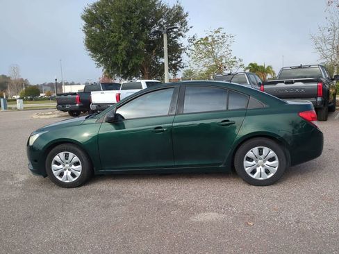 Used 2014 Chevrolet Cruze LS image 3