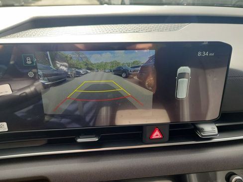 New 2026 Kia Carnival EX FWD image 32