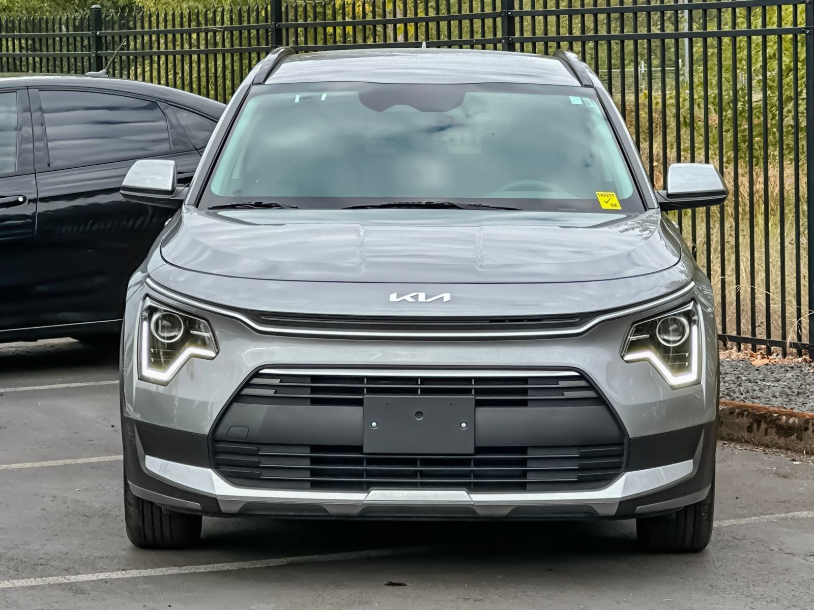 Used 2025 Kia Niro LX FWD image 8