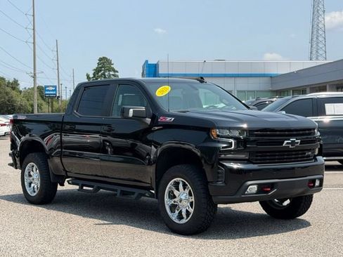 Used 2021 Chevrolet Silverado 1500 LT Trail Boss w/ Convenience Package II AWD/4WD image 4