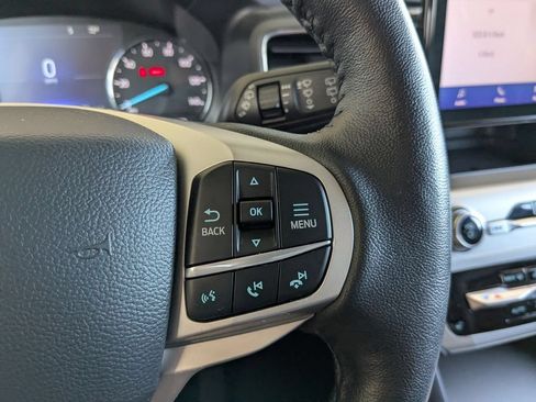 Used 2022 Ford Explorer XLT w/ Equipment Group 202A AWD/4WD image 20