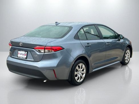 Used 2026 Toyota Corolla LE image 5