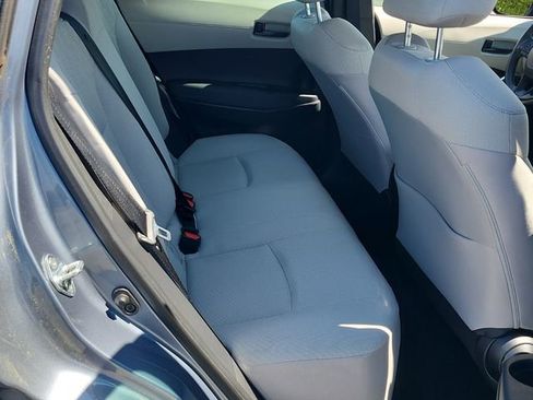 Used 2022 Toyota Corolla Cross L image 17