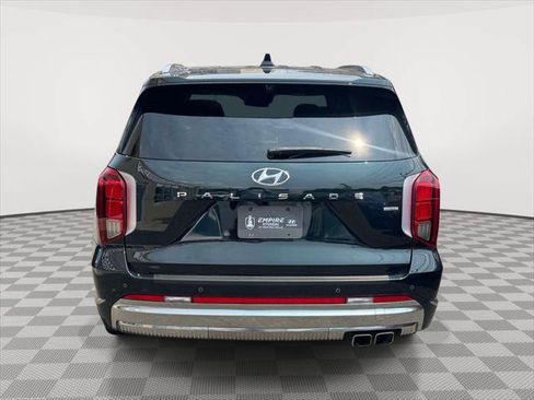 Used 2023 Hyundai Palisade Calligraphy w/ Cargo Package AWD/4WD image 5