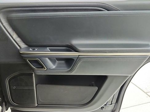 Used 2024 Rivian R1S Adventure image 28