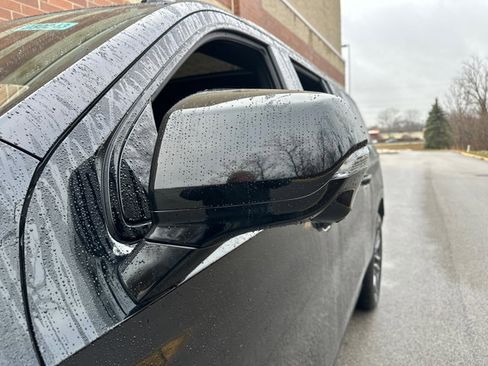 Used 2024 Cadillac Escalade ESV Sport w/ Touring Package image 11