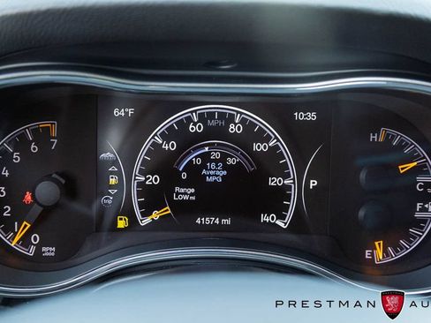Used 2022 Jeep Grand Cherokee Laredo X AWD/4WD image 24