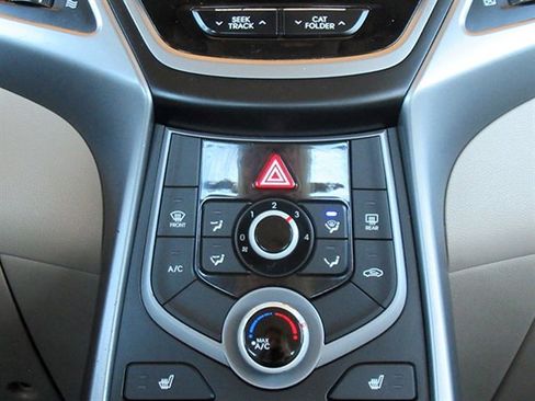 Used 2014 Hyundai Elantra SE w/ Option Group 02 image 25