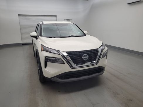 Used 2023 Nissan Rogue SV AWD/4WD image 14