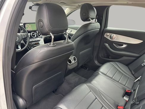 Used 2015 Mercedes-Benz C 300 4MATIC Sedan image 17