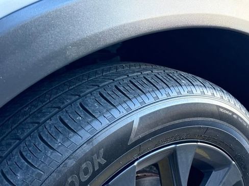 Used 2024 Honda HR-V Sport image 11