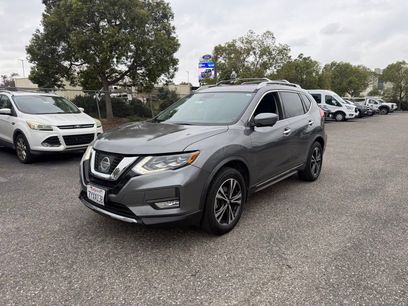 Used 2017 Nissan Rogue SL w/ SL Premium Package