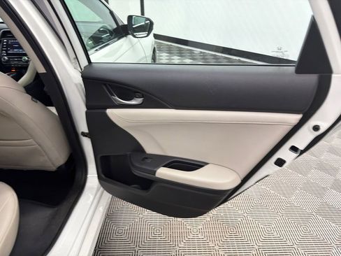Used 2021 Honda Insight Touring image 17