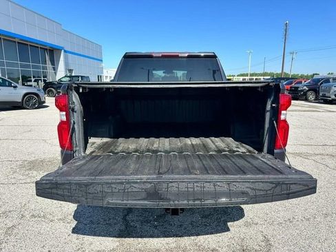 Certified 2022 Chevrolet Silverado 1500 RST AWD/4WD image 5