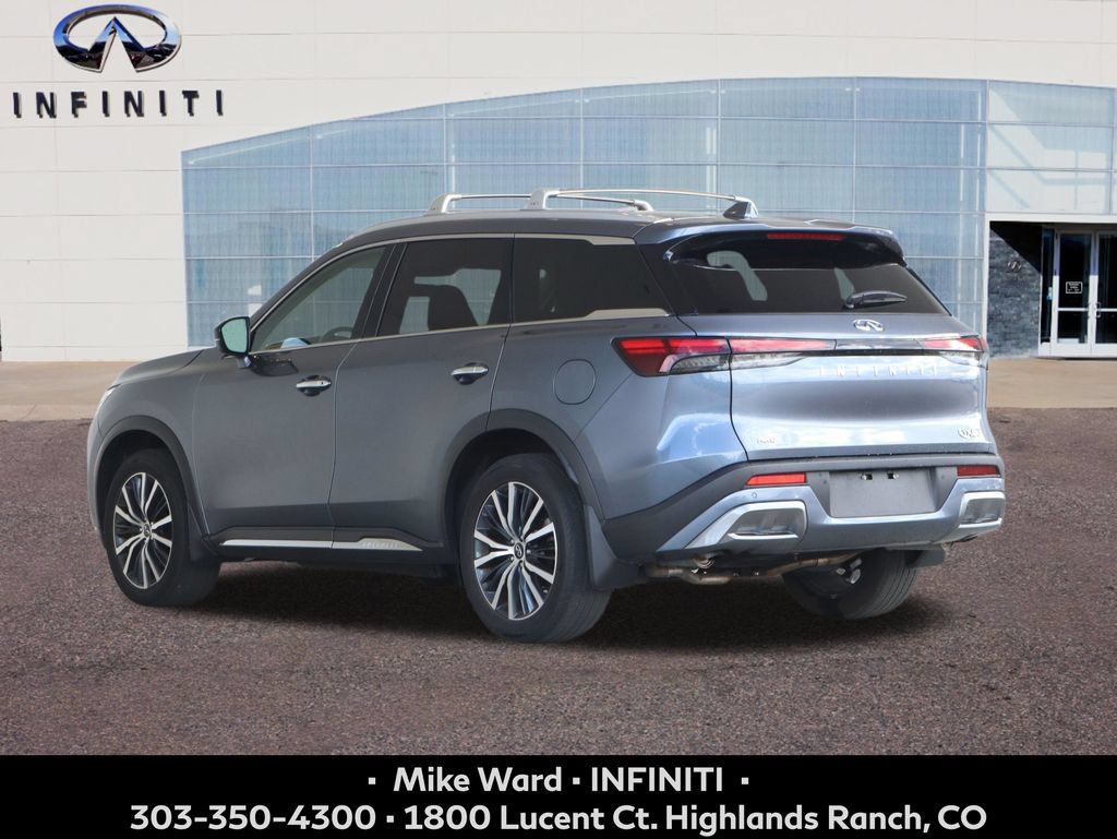 Used 2025 INFINITI QX60 Sensory w/ Vision Package AWD/4WD image 4