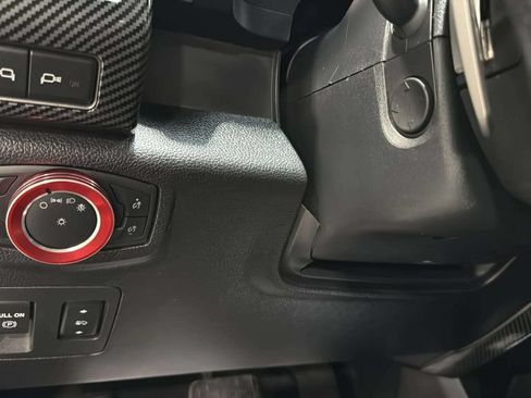 Used 2019 Ford F150 Raptor w/ Equipment Group 802A Luxury AWD/4WD image 32