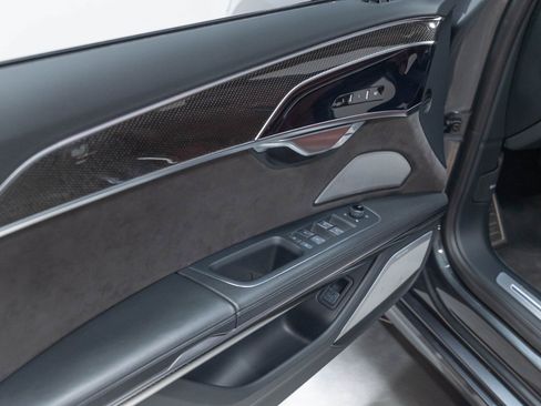 Used 2020 Audi S8 L AWD/4WD image 6
