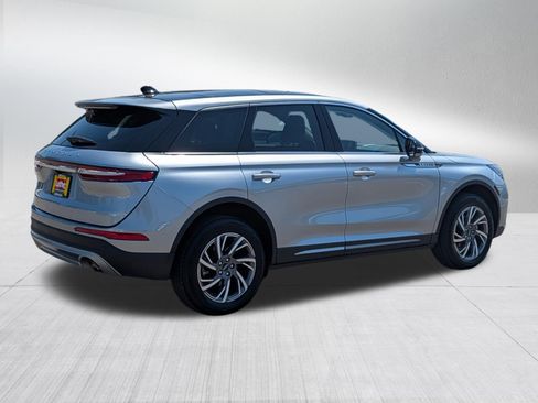 Used 2023 Lincoln Corsair AWD w/ Equipment Group 101A image 7