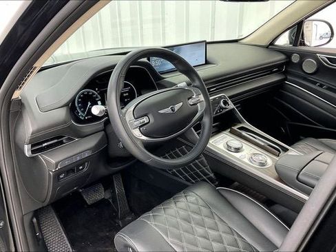 Used 2024 Genesis GV80 3.5T w/ Prestige Package image 17