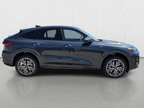 New 2026 Audi Q5 Premium Plus AWD/4WD image 4