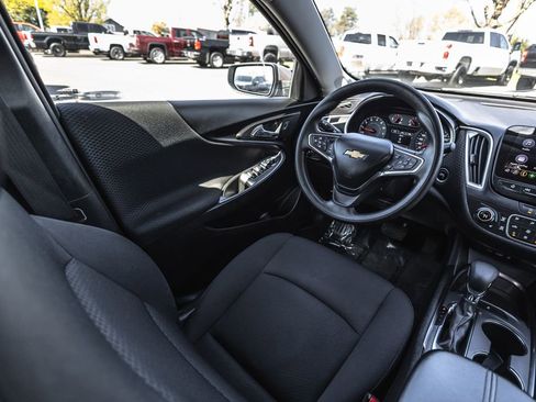 Used 2023 Chevrolet Malibu LT FWD image 22