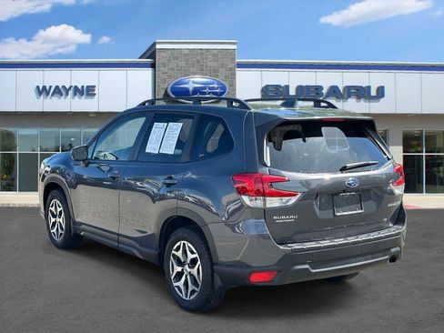 Certified 2023 Subaru Forester Premium AWD/4WD image 3