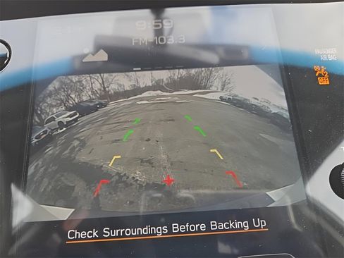 Used 2020 Subaru Outback Premium image 21