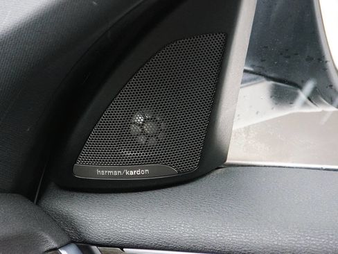 Used 2017 BMW X1 xDrive28i image 32