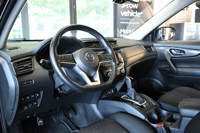 Used 2019 Nissan Rogue SV AWD/4WD image 25