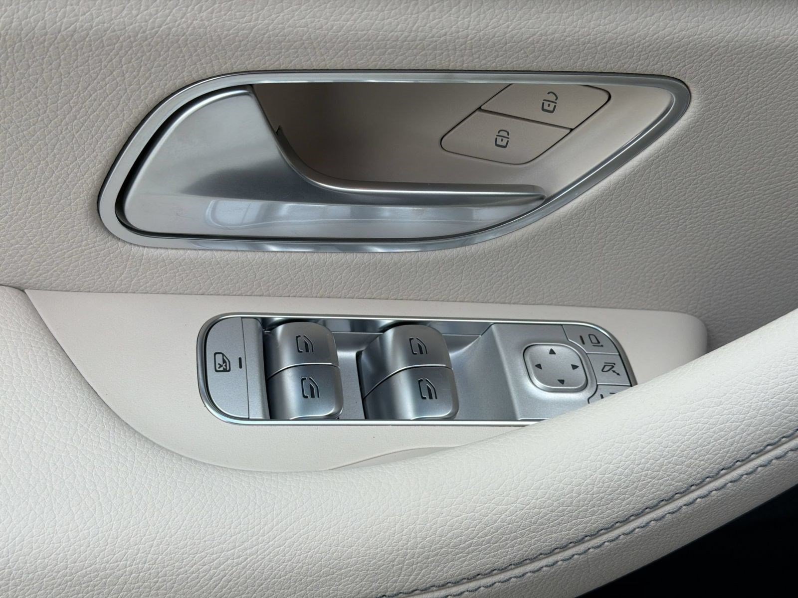 Used 2026 Mercedes-Benz GLE 350 4MATIC image 19
